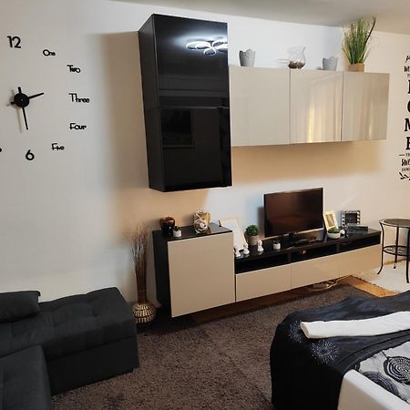 Heni Apartman Nagykanizsa Ngoại thất bức ảnh