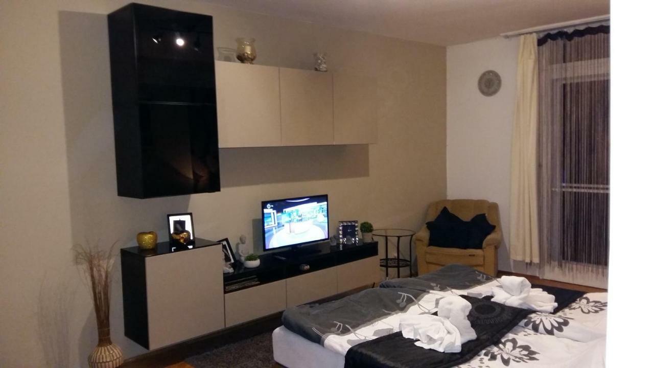 Heni Apartman Nagykanizsa Ngoại thất bức ảnh